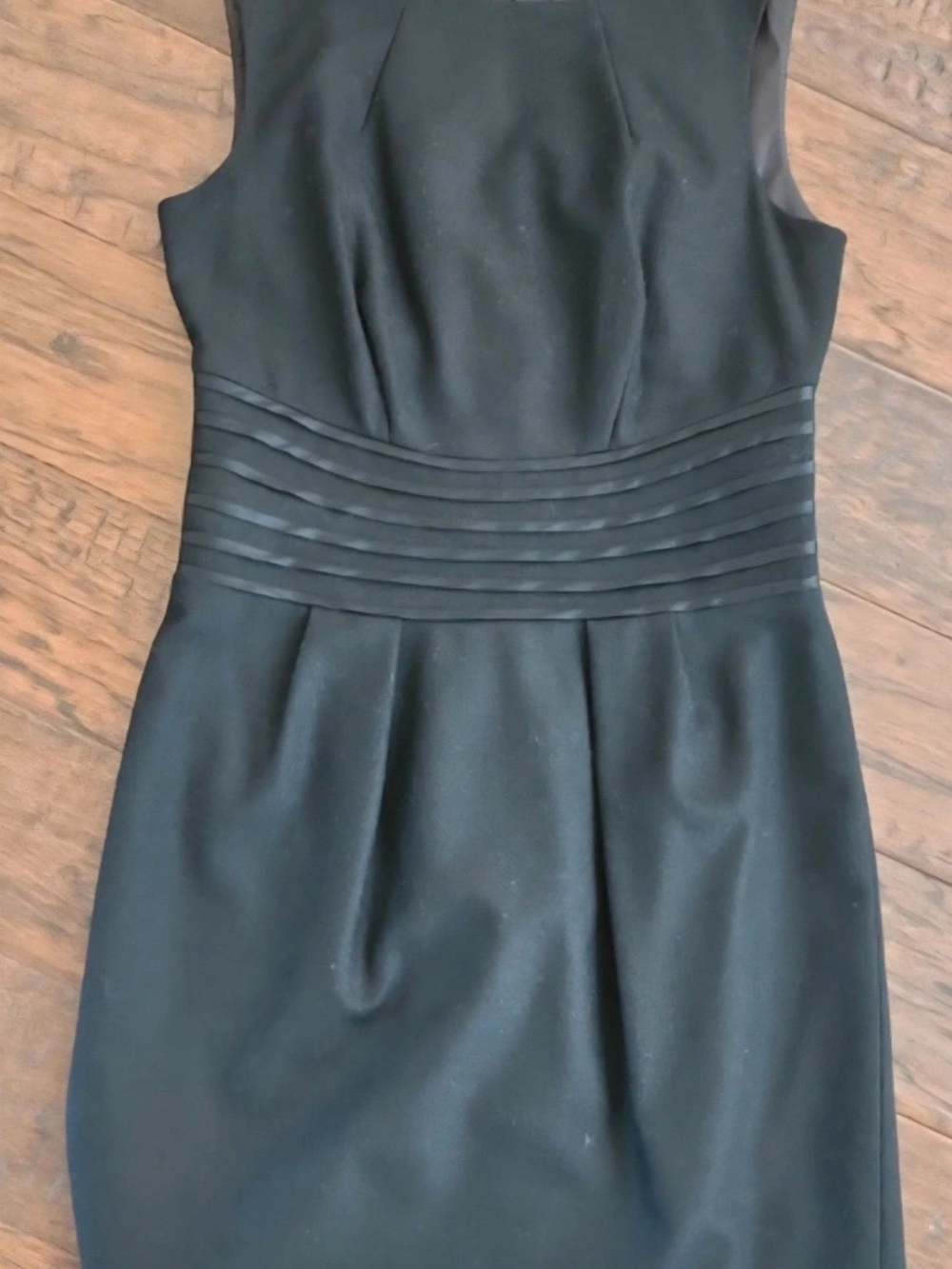 Classic Black Sleeveless Sheath Dress